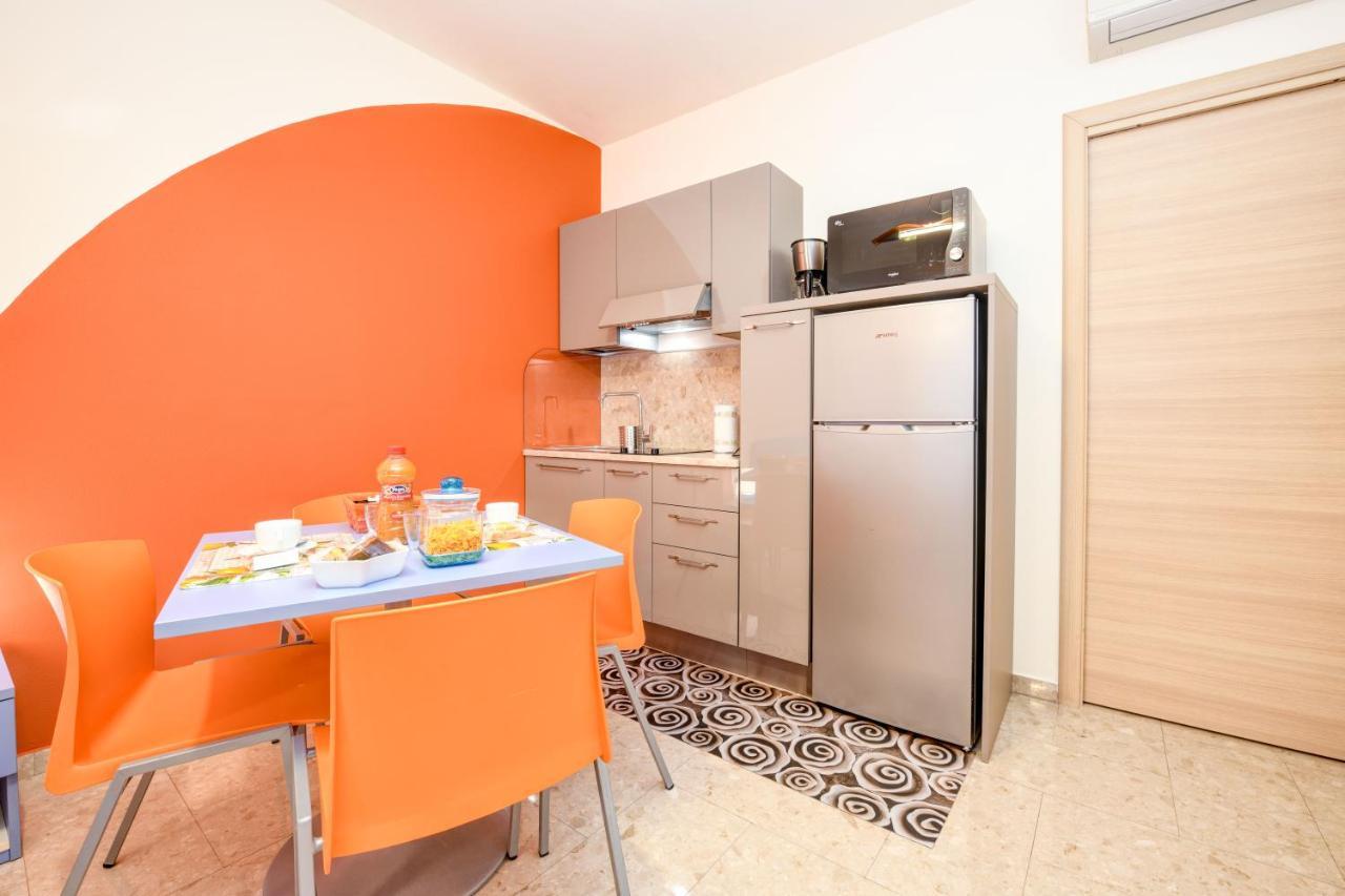 La Forgia Apartments 佩斯基耶拉德加达 外观 照片